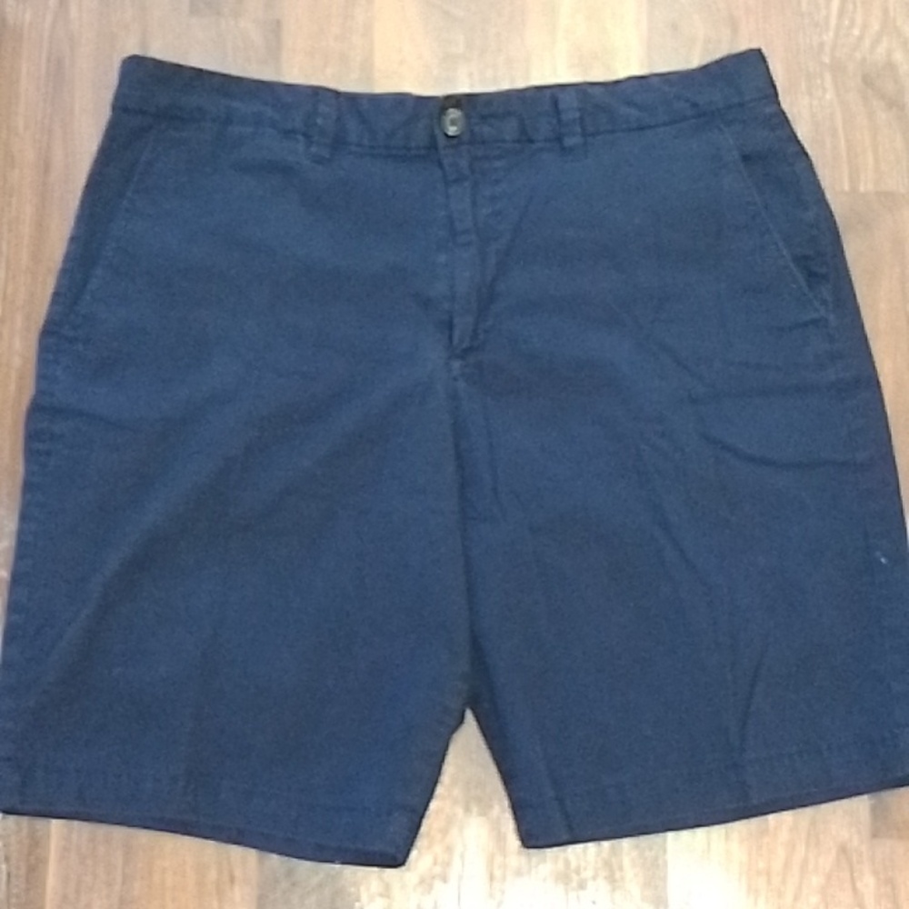 GAP Tan Flat Front Shorts Versatile Summer Essential